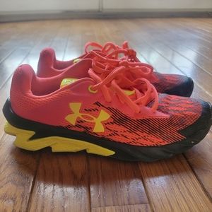 Boys shoes size 4.5 youth